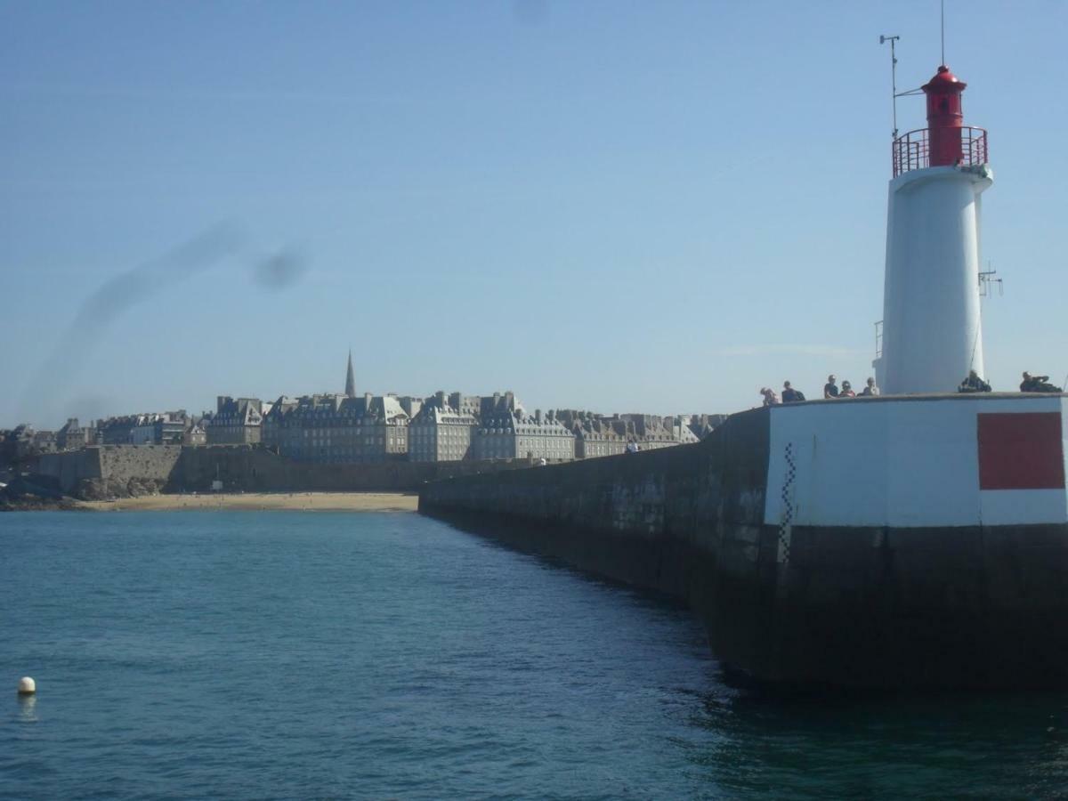 6 Rue Des Eglantines Apartment Saint-Malo Exterior photo
